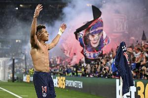 巴黎2025年41场已取得34胜,追平2024年53场的总胜场数