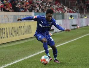 电竞世界杯下注网站-刚提的新车弗林蓬上次长期伤缺为3年前韧带撕裂,他缺席2个月